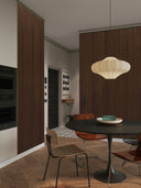 Wandpaneel in Holzoptik, Walnuss, montiert an zwei Wänden in Küche/Esszimmer