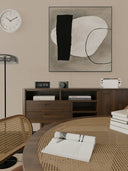 Wandpaneel in Lederoptik, Hellbraun, verwendet als Wandverkleidung in einem Esszimmer mit Regal & Tisch